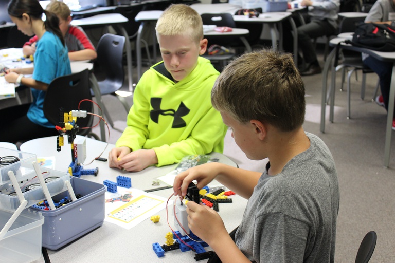 FREE Battle Robots-Workshop-Sun@Parke Regency (2024-12-08)